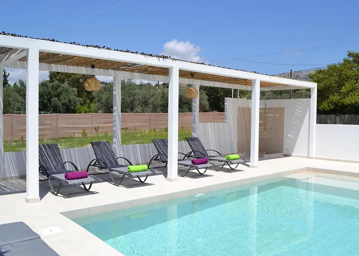 فيلة Azure Dreams With Pool - *