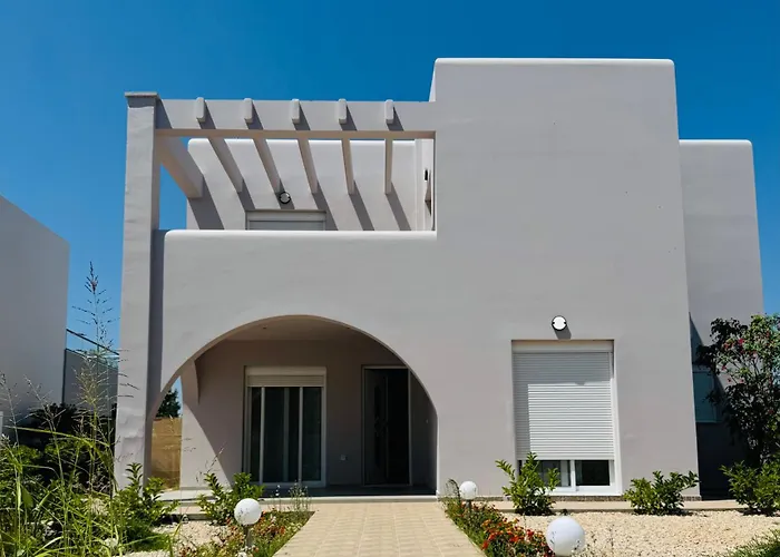 فيلة Azure Dreams With Pool -