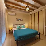 Azure Dreams With Pool - 빌라