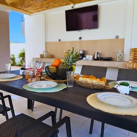 Villa Azure Dreams With Pool - *