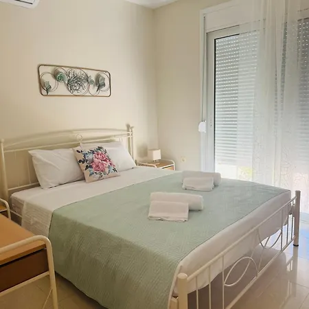 Villa Azure Dreams With Pool - *