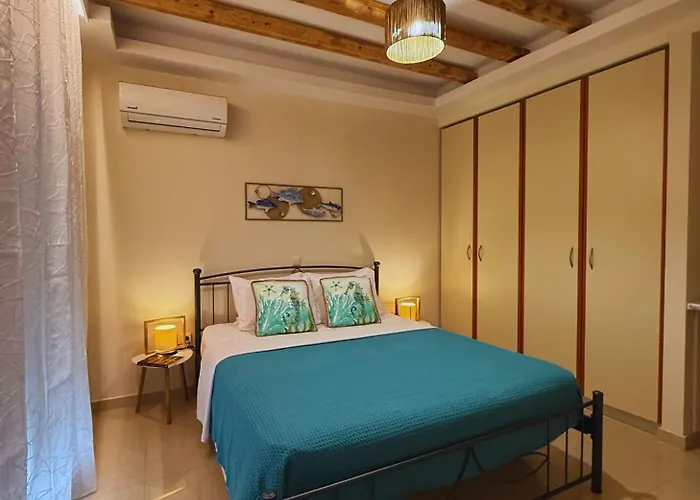 Azure Dreams With Pool - Villa