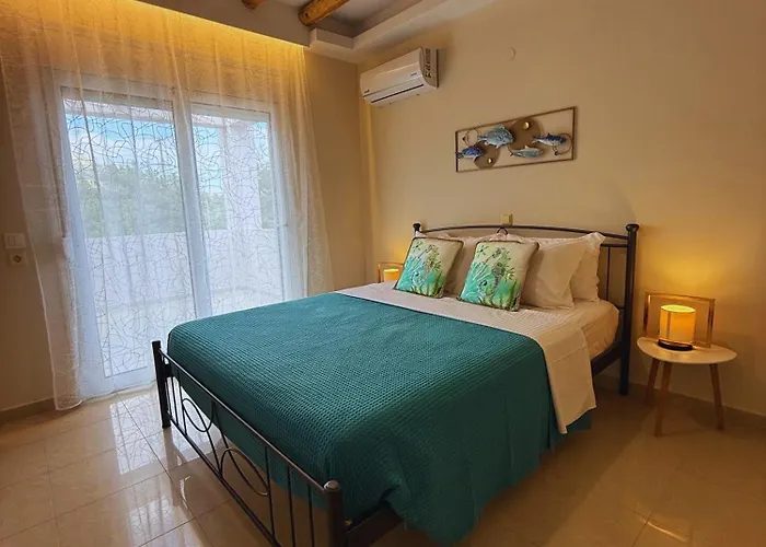 Azure Dreams With Pool - *