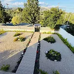 וילה Azure Dreams With Pool -