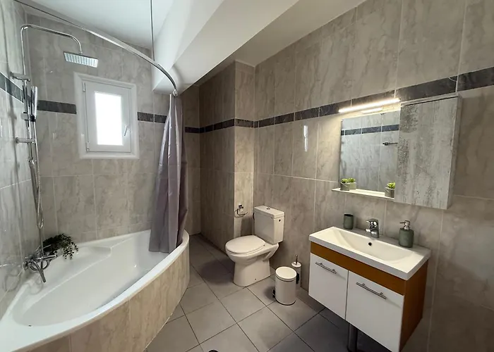 Azure Dreams With Pool - * Charaki