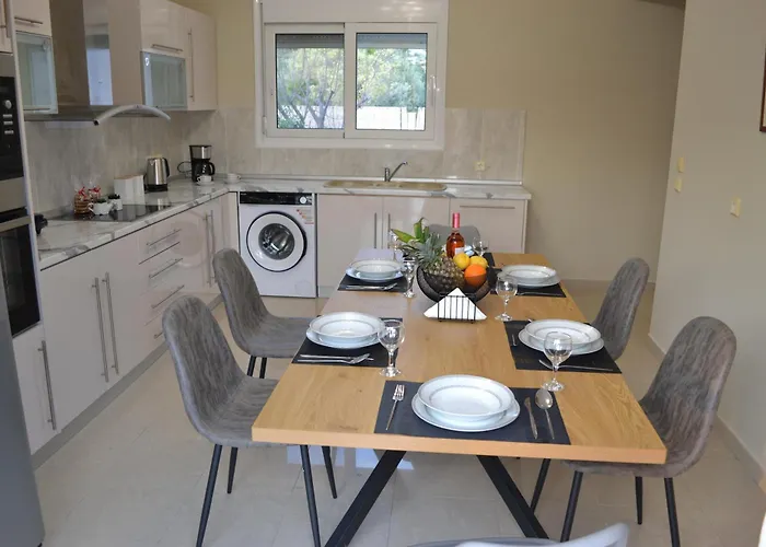 Azure Dreams With Pool - Willa *